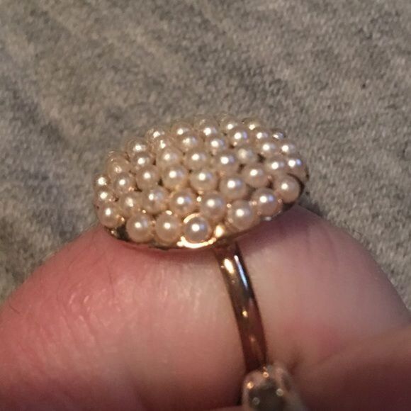 (C3) Pearl Ring - Picture 2 of 4